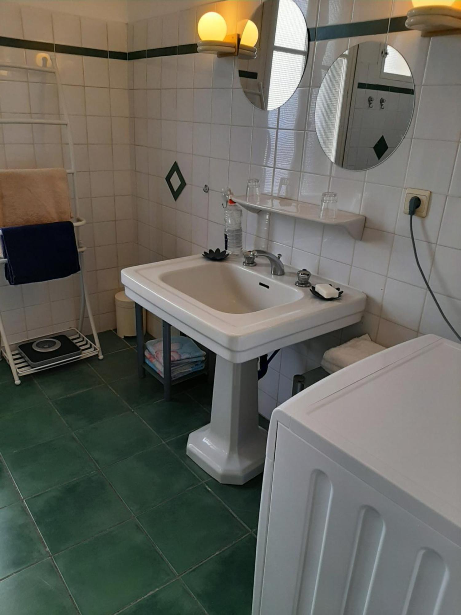Chez Jean Villa Millas Bagian luar foto